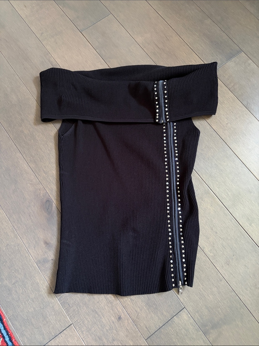 Cache Black Off-the-Shoulder Studded Knit Camisole